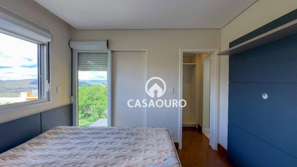 Casa de Condomínio à venda com 4 quartos, 397m² - Foto 28