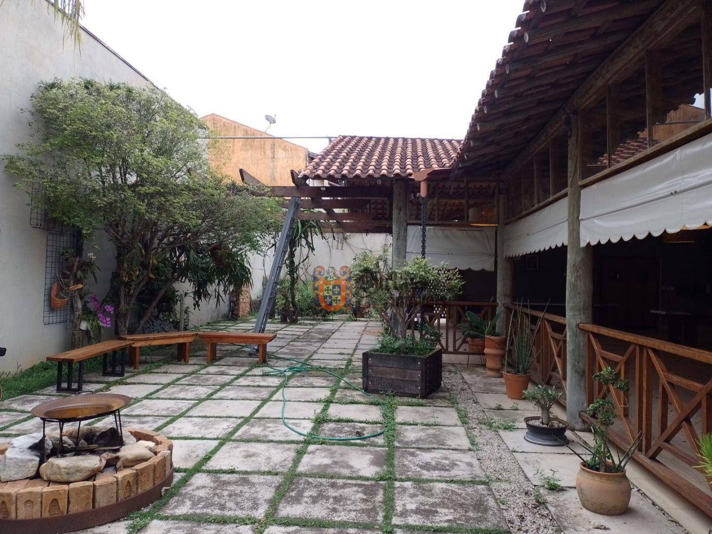 Sobrado à venda com 4 quartos, 962m² - Foto 47