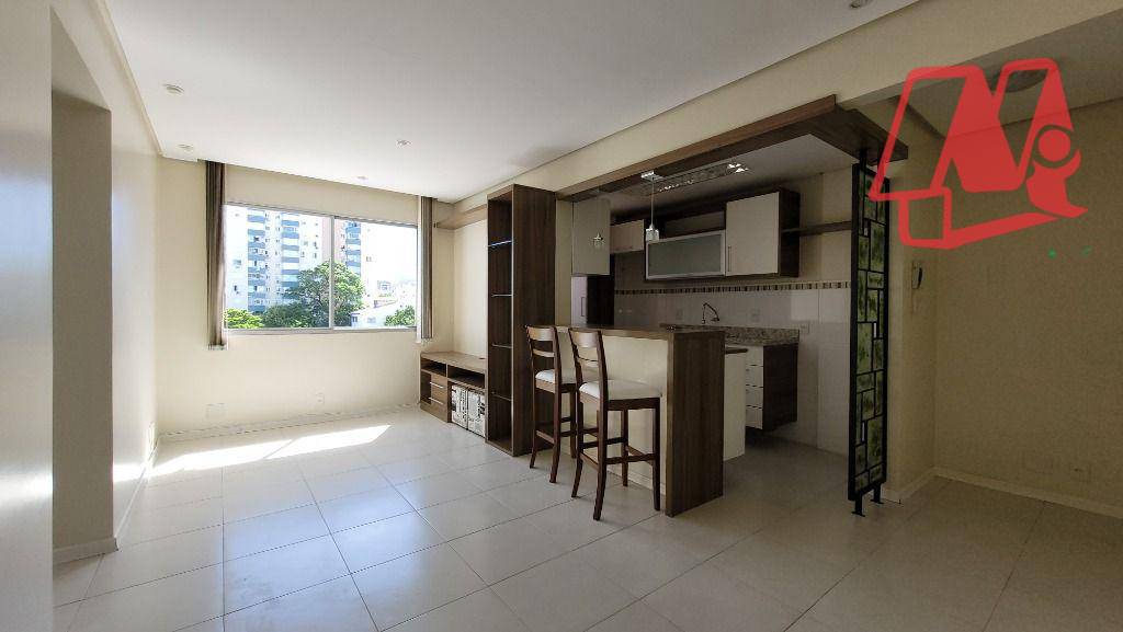 Apartamento para alugar com 2 quartos, 73m² - Foto 3