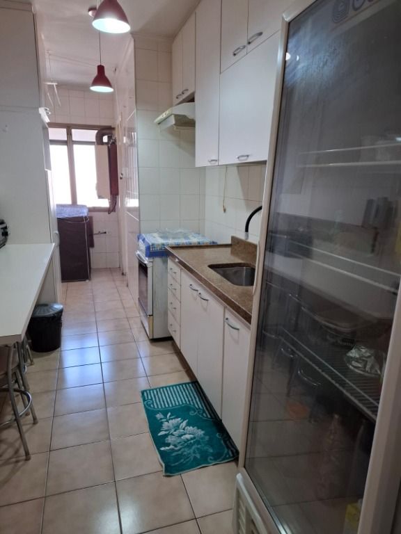 Apartamento à venda com 3 quartos, 97m² - Foto 23