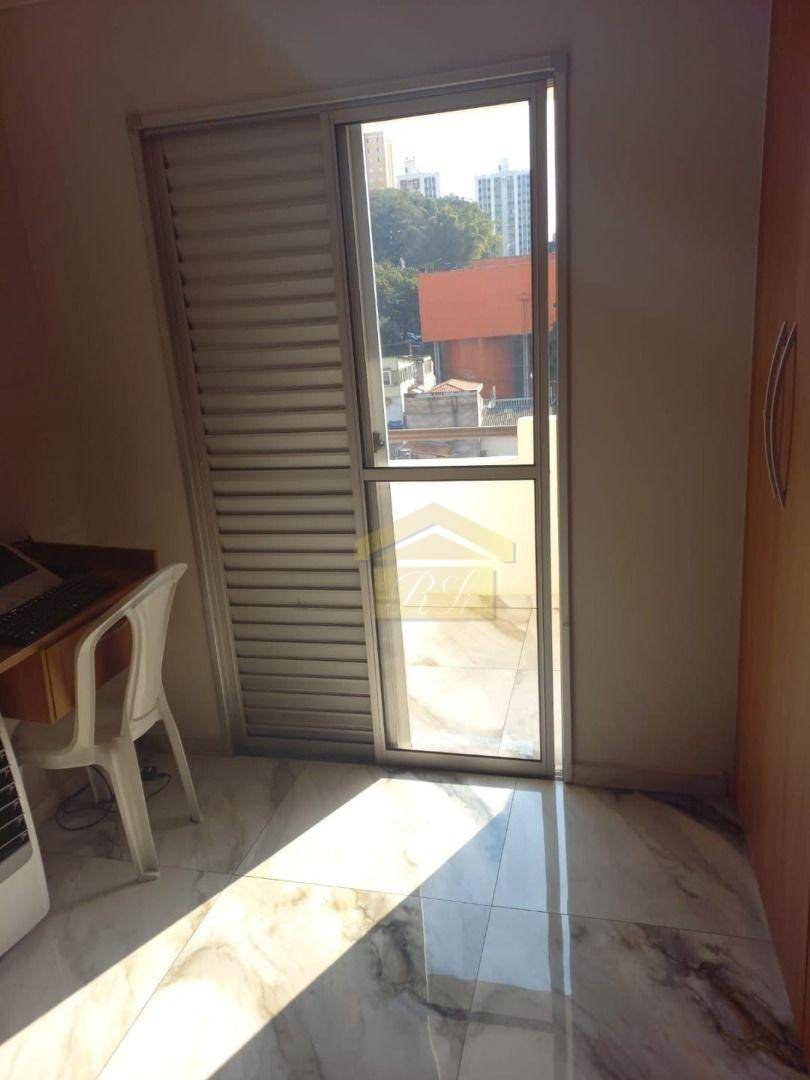 Apartamento à venda com 2 quartos, 70m² - Foto 3