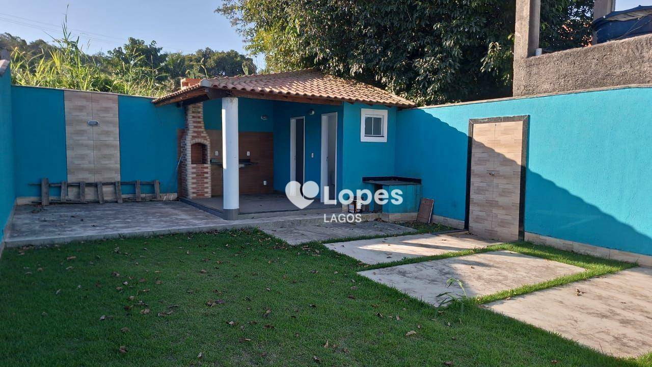 Casa à venda com 2 quartos, 90m² - Foto 3