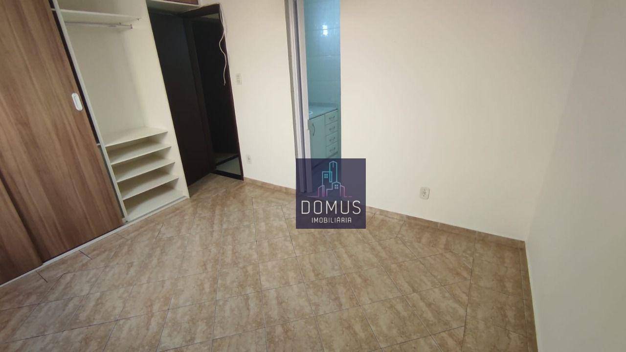 Casa à venda com 3 quartos, 300M2 - Foto 6