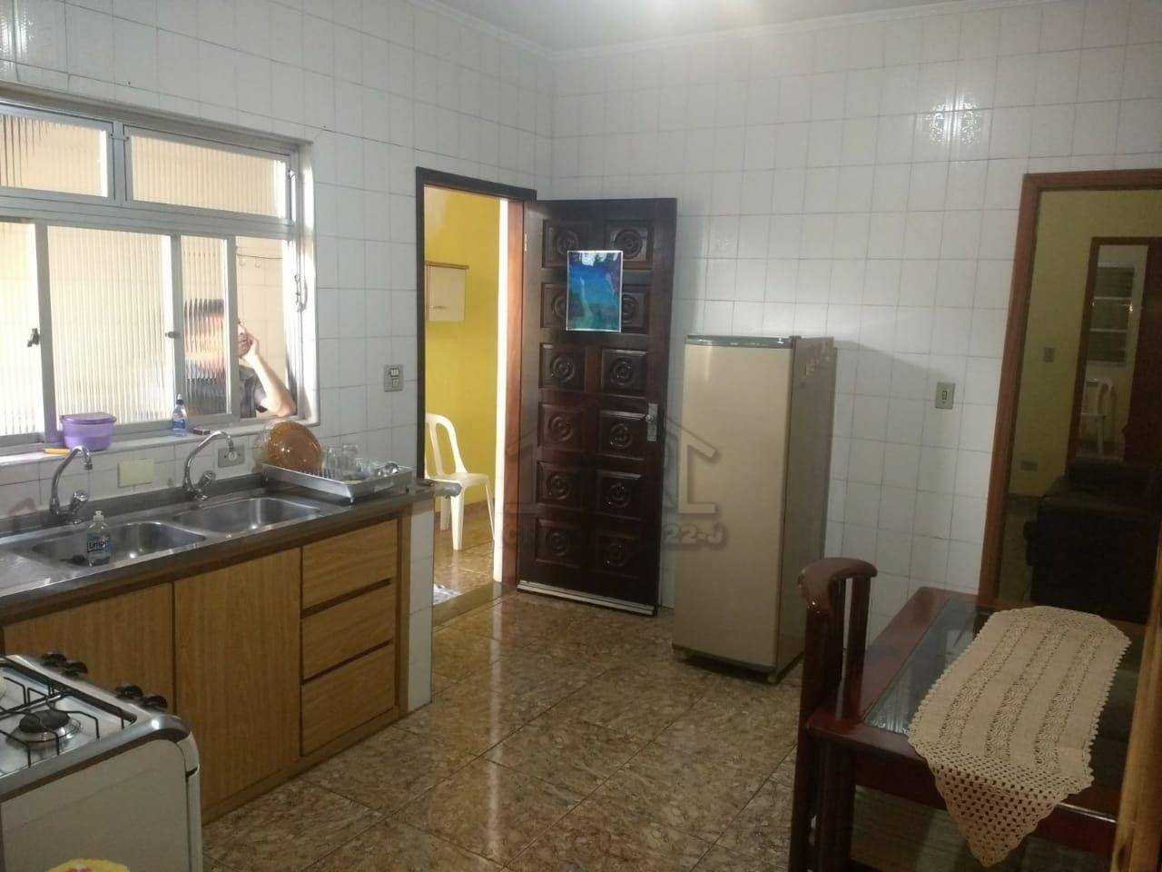 Casa à venda com 2 quartos, 155m² - Foto 5