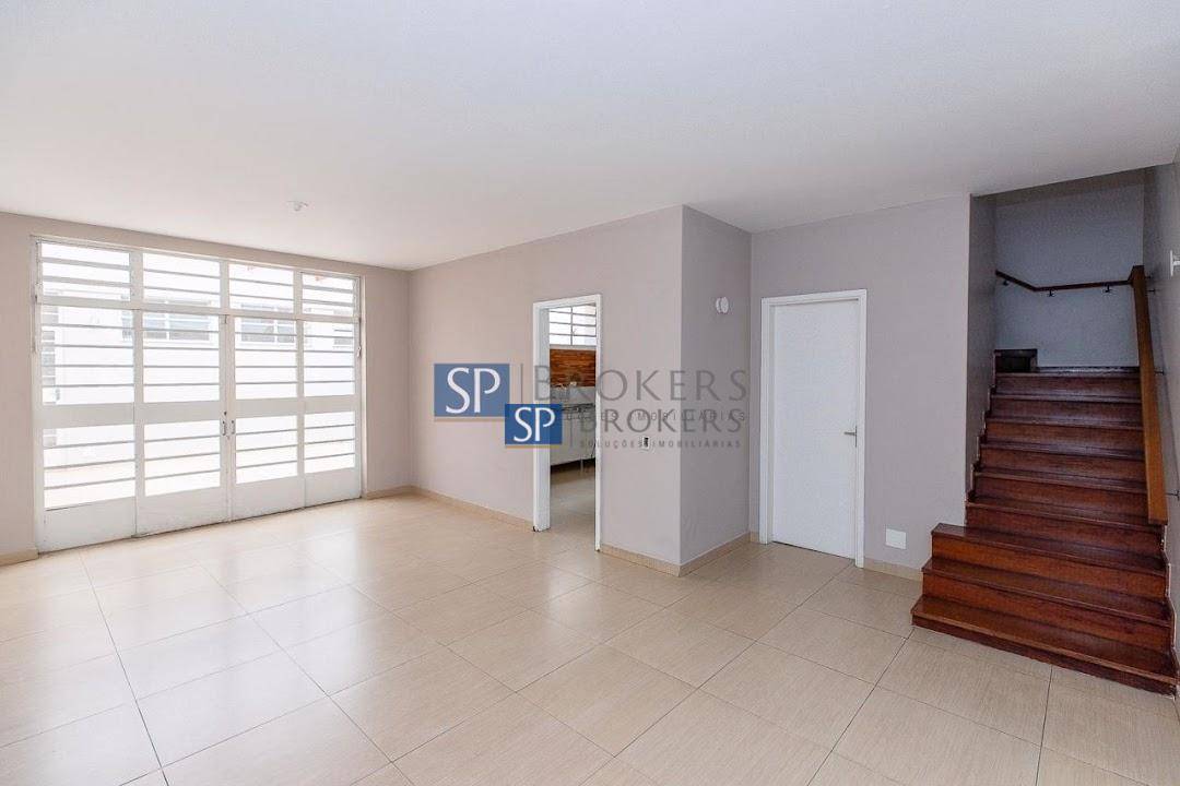 Casa à venda com 3 quartos, 225m² - Foto 18