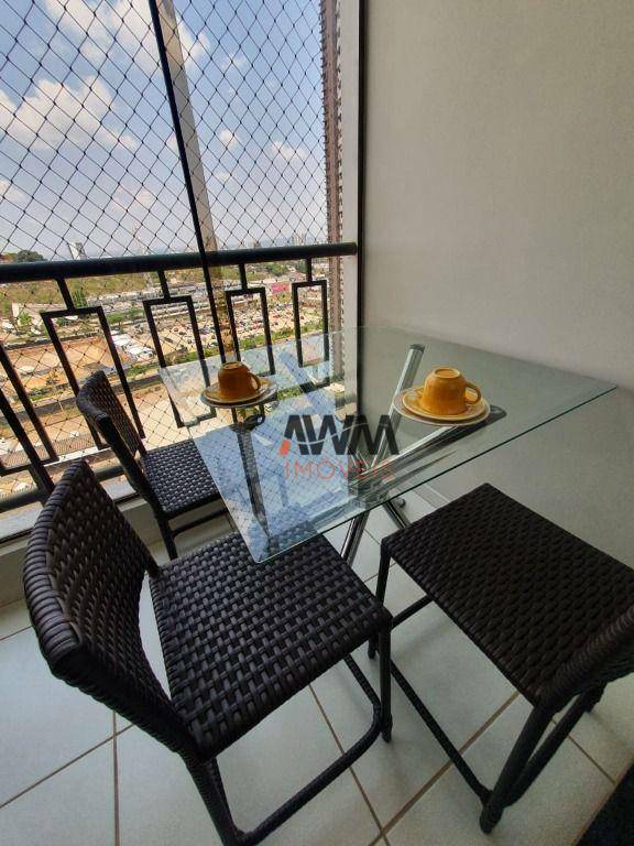 Apartamento à venda com 2 quartos, 66m² - Foto 1