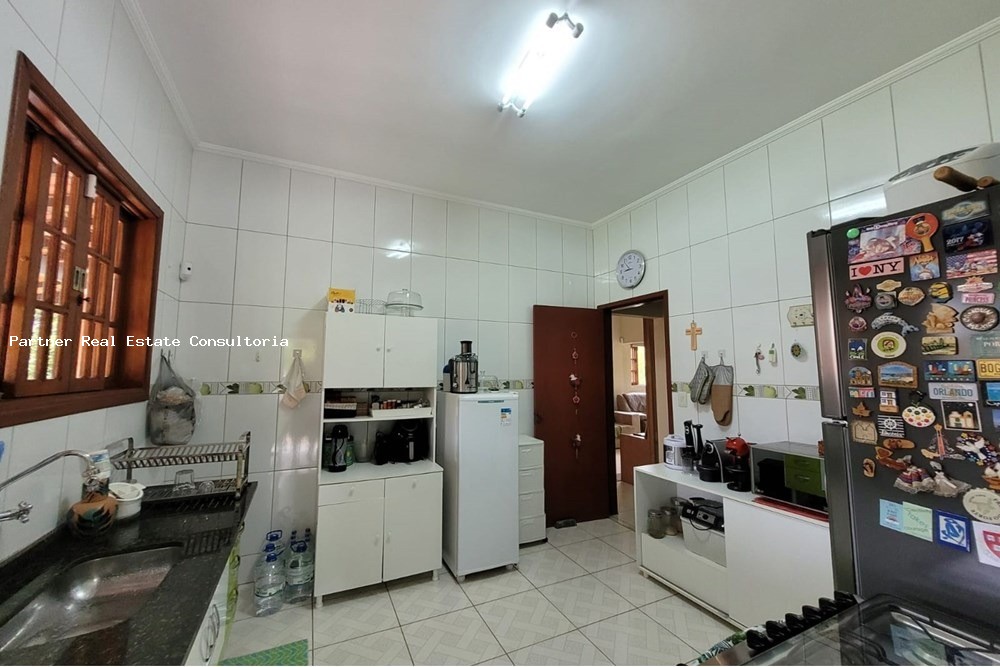 Casa de Condomínio à venda com 3 quartos, 2000m² - Foto 36