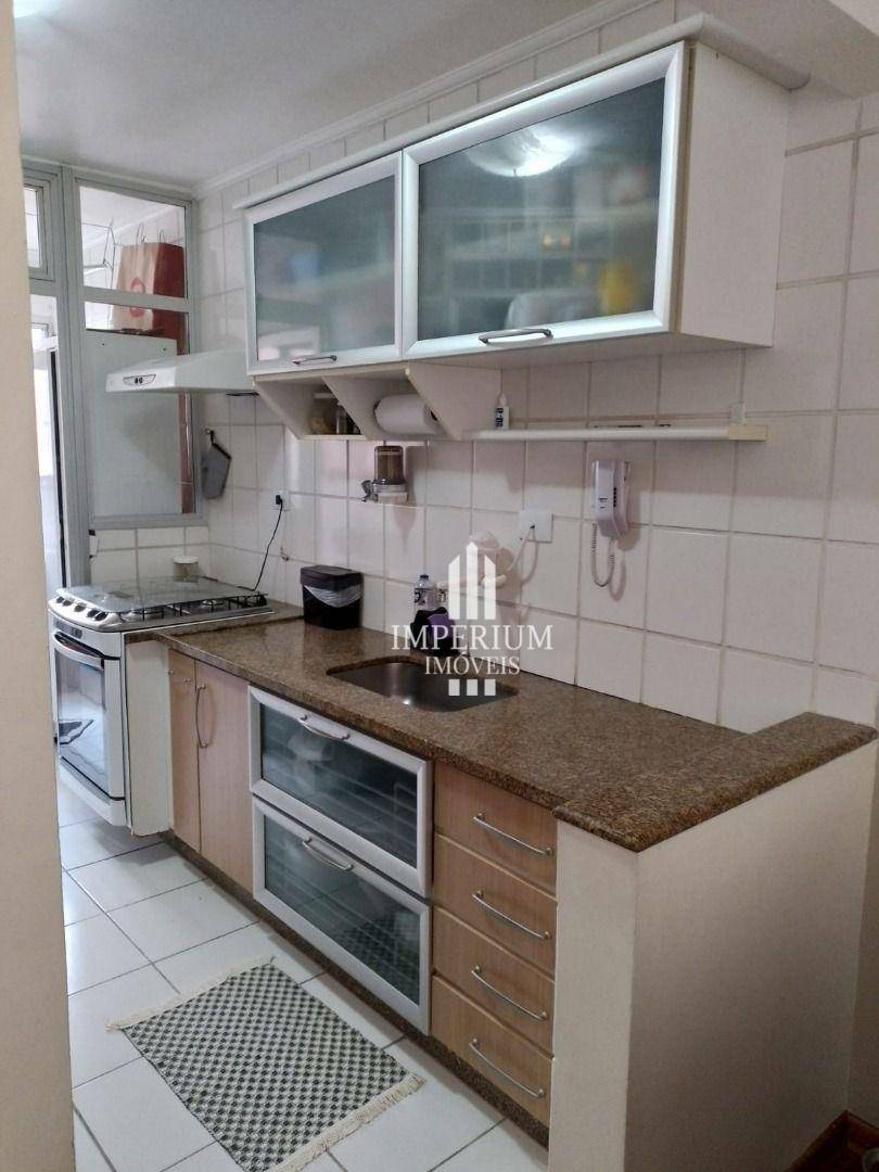 Apartamento à venda com 3 quartos, 73m² - Foto 4