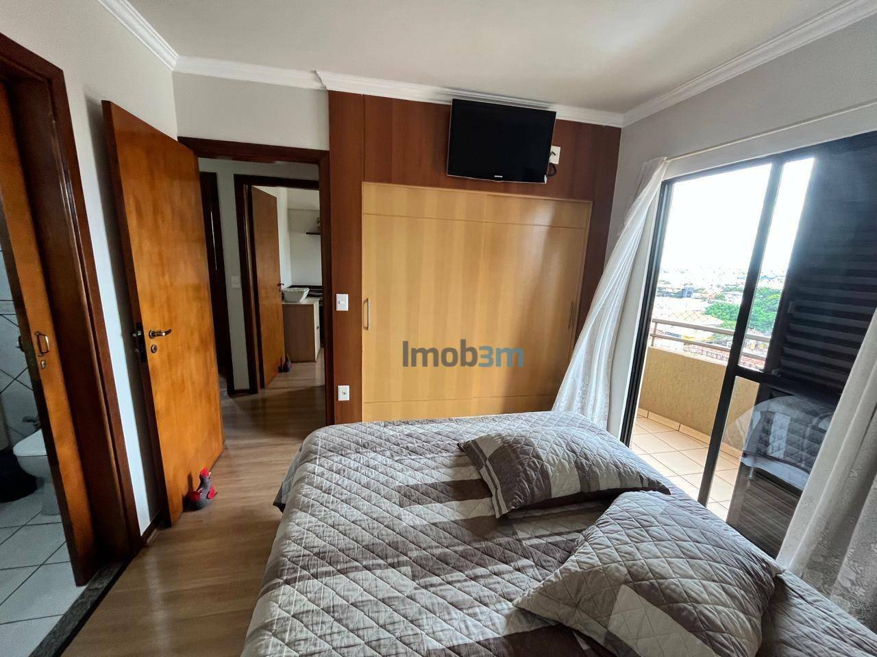 Apartamento à venda com 3 quartos, 107m² - Foto 31