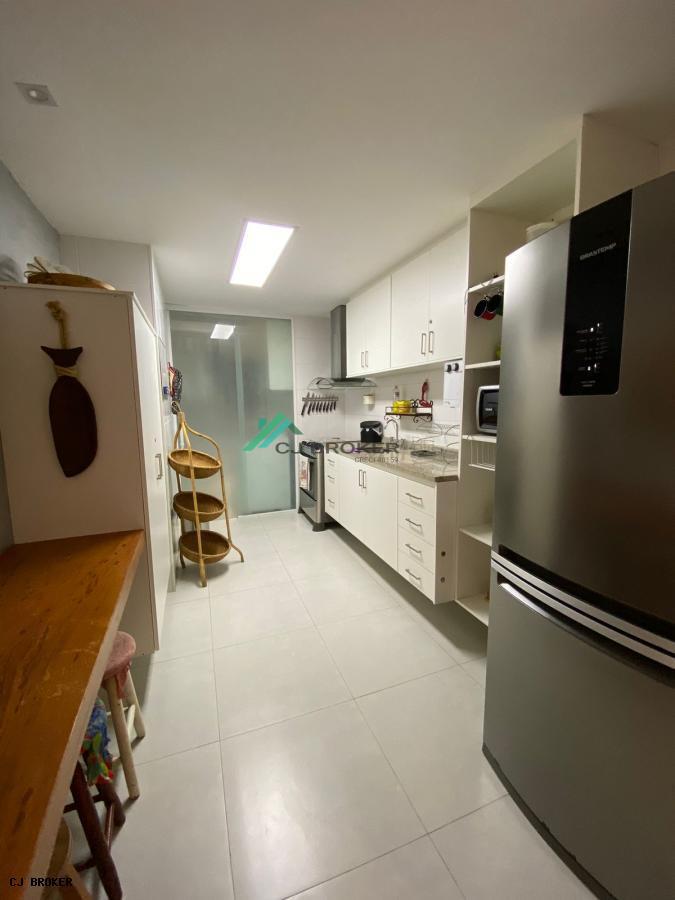 Apartamento à venda com 4 quartos, 145m² - Foto 12