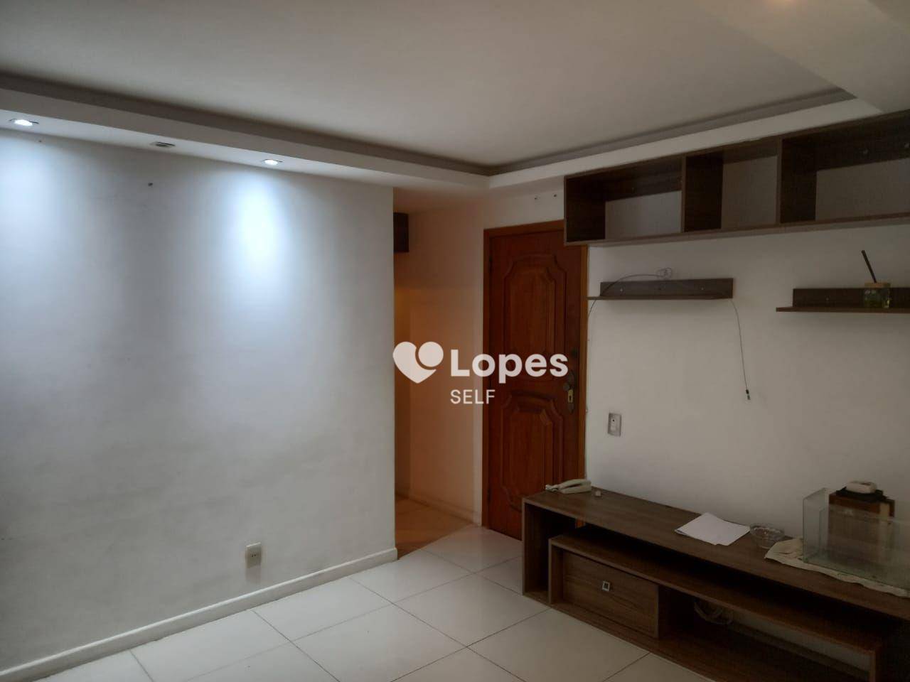 Apartamento à venda com 2 quartos, 55m² - Foto 1