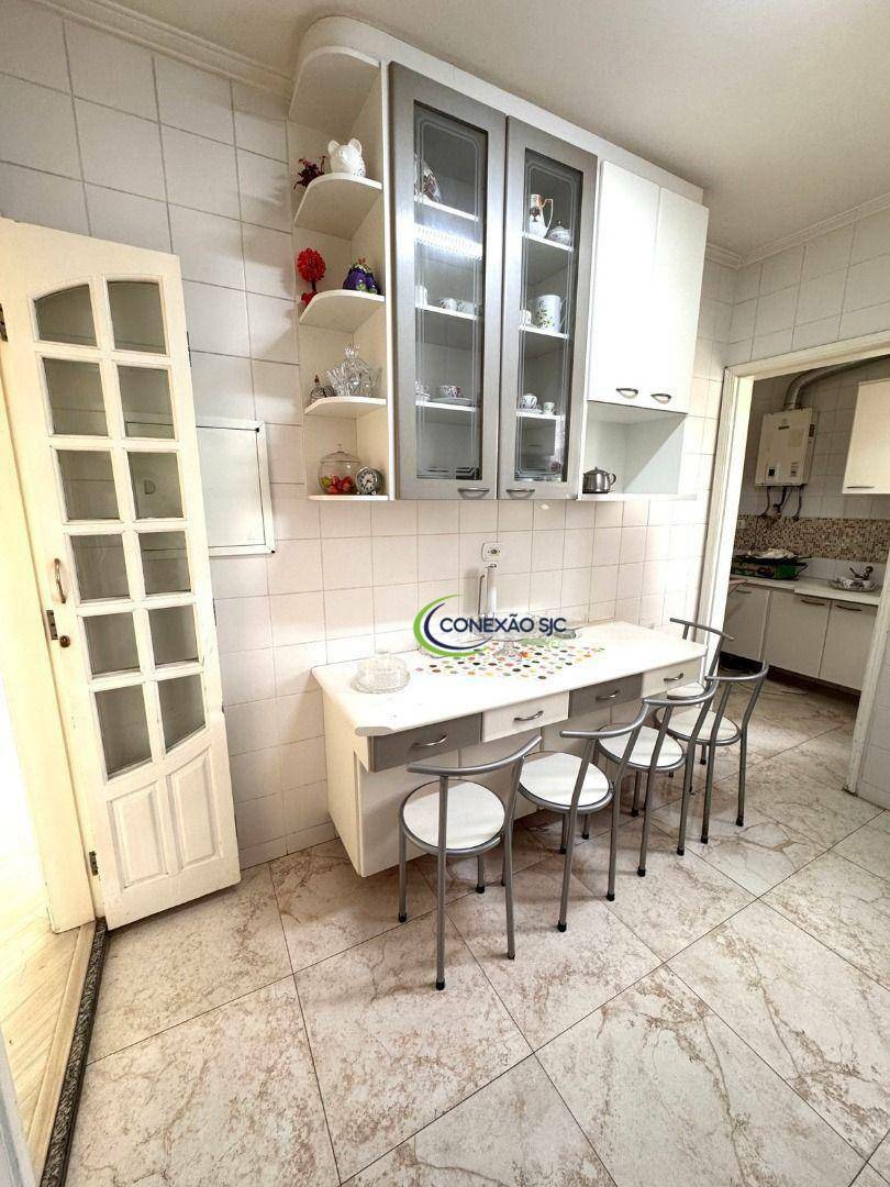 Apartamento à venda com 3 quartos, 85m² - Foto 18