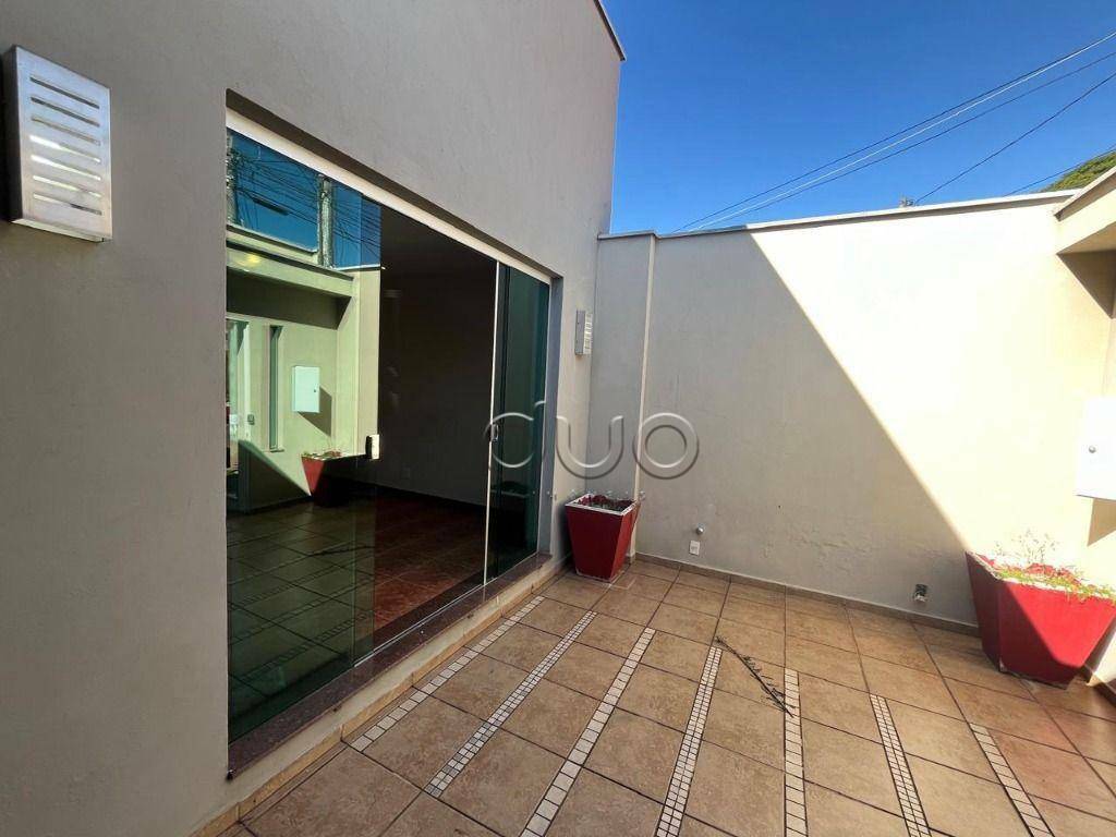 Casa à venda com 3 quartos, 196m² - Foto 6