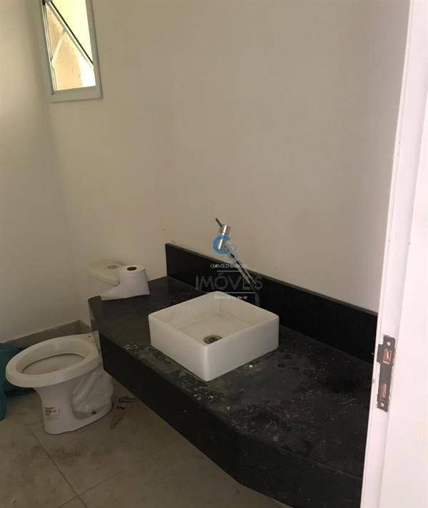 Sobrado à venda com 3 quartos, 200m² - Foto 7