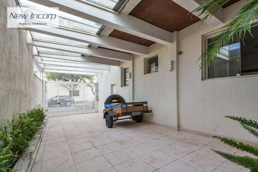 Sobrado à venda com 4 quartos, 375m² - Foto 82