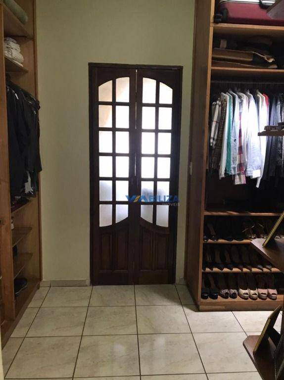 Sobrado à venda com 2 quartos, 188m² - Foto 25