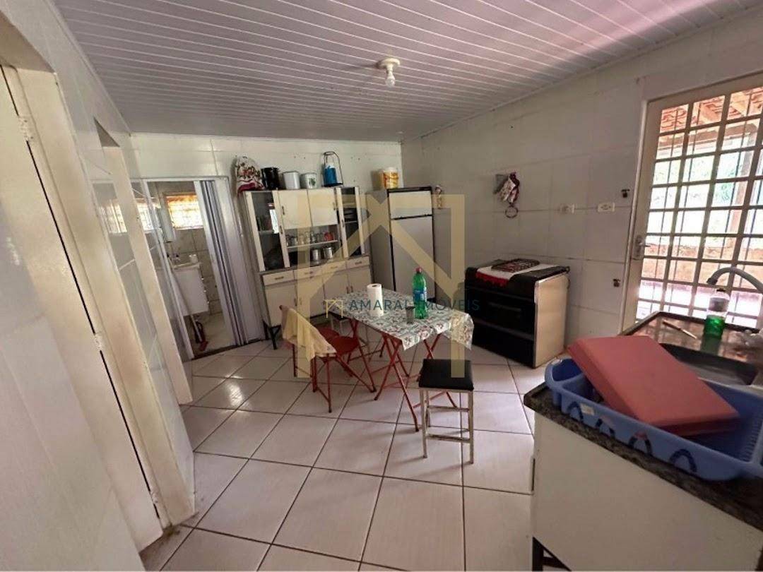 Chácara à venda com 3 quartos, 120m² - Foto 4