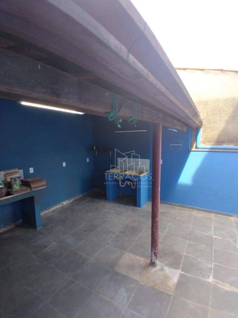 Casa à venda com 4 quartos, 180m² - Foto 21