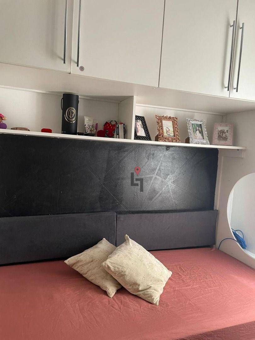 Apartamento à venda com 3 quartos, 60m² - Foto 13