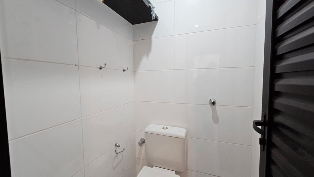 Apartamento para alugar com 3 quartos, 157m² - Foto 17