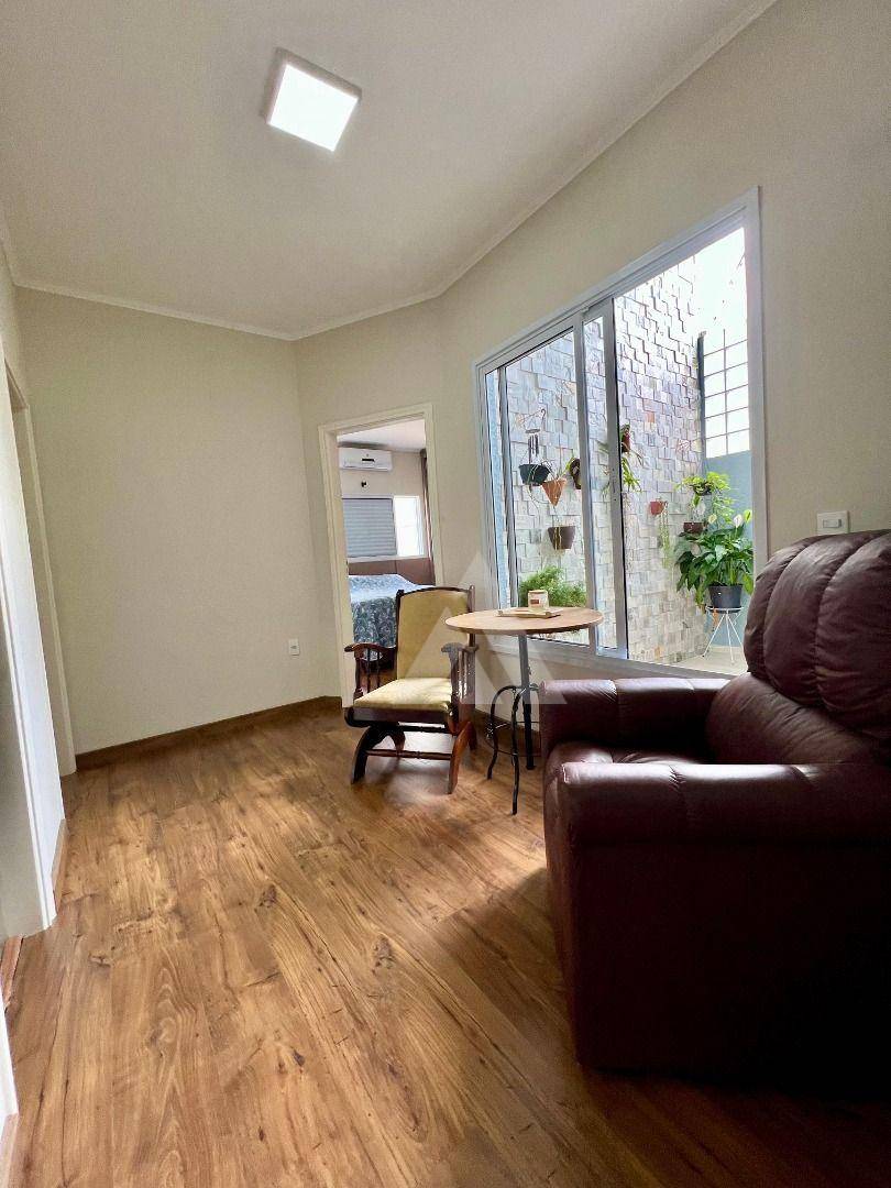 Casa, 3 quartos, 180 m² - Foto 2