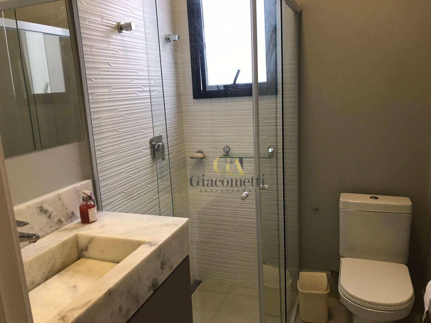 Casa de Condomínio para alugar com 4 quartos, 310m² - Foto 11