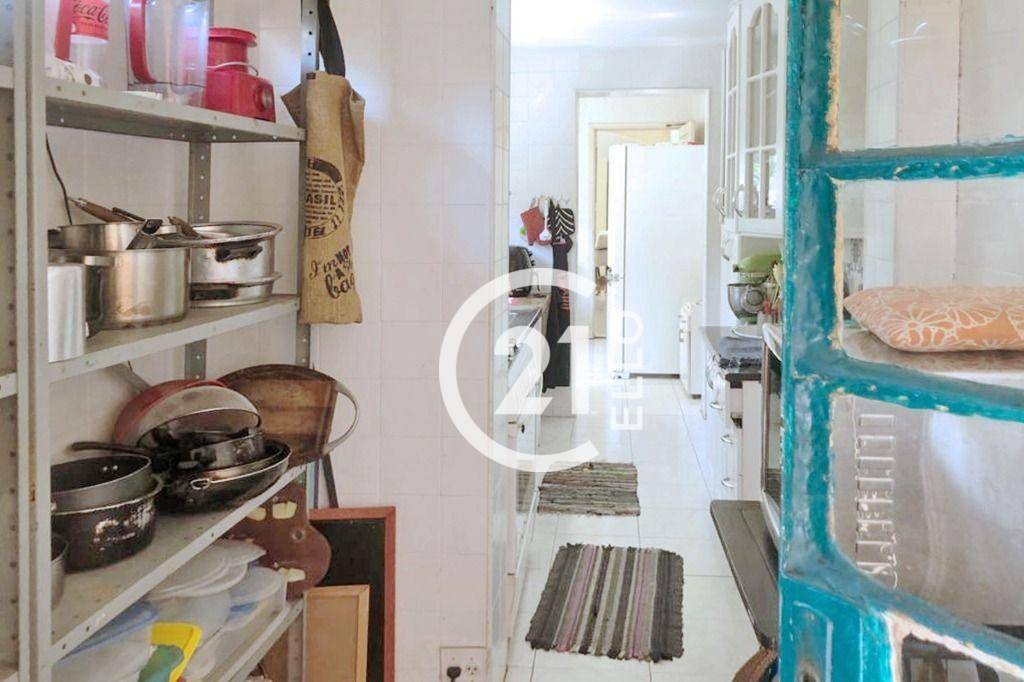 Casa à venda e aluguel com 4 quartos, 320m² - Foto 11