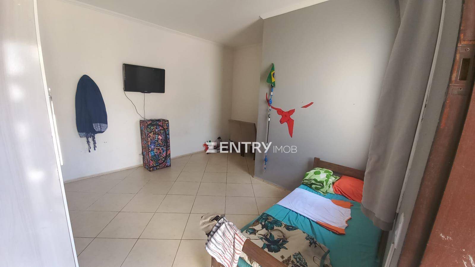 Casa à venda com 2 quartos, 150m² - Foto 8