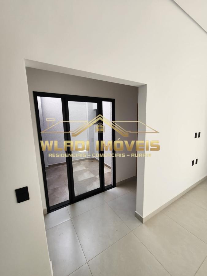 Casa à venda com 3 quartos, 140m² - Foto 18