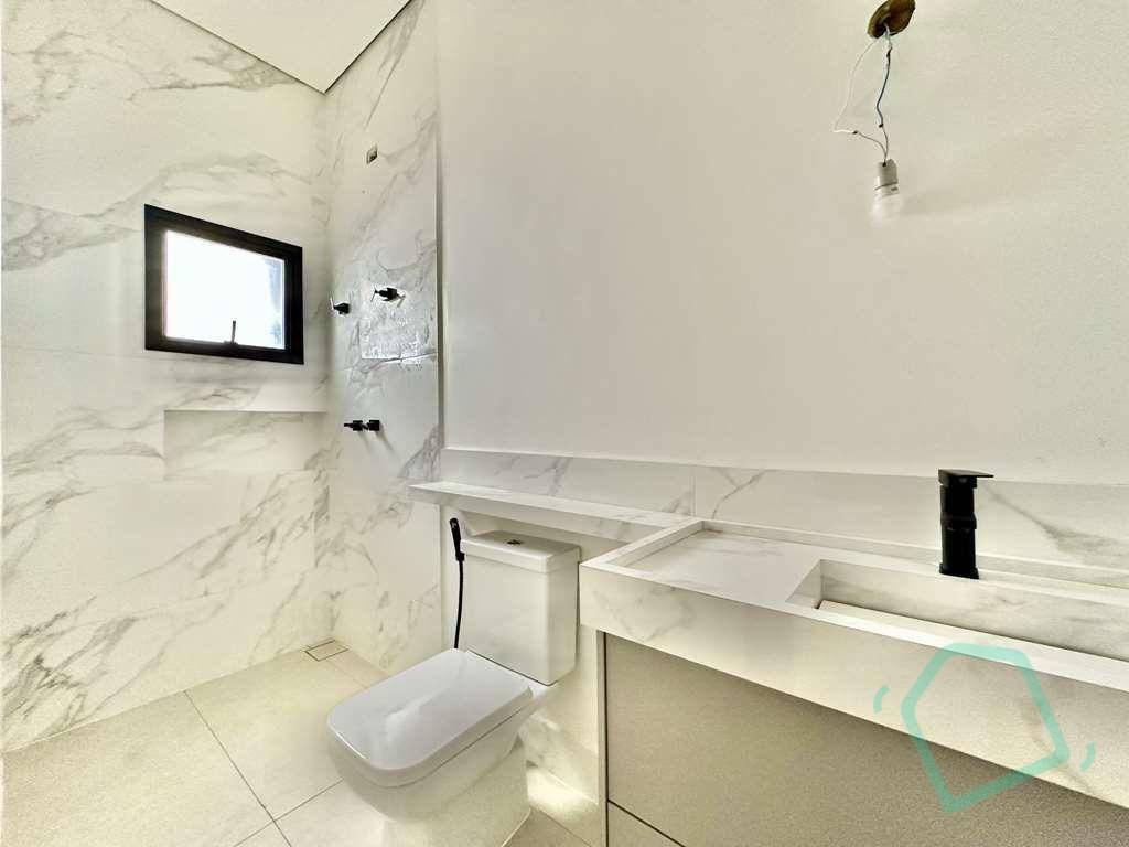 Casa de Condomínio à venda com 5 quartos, 411m² - Foto 44