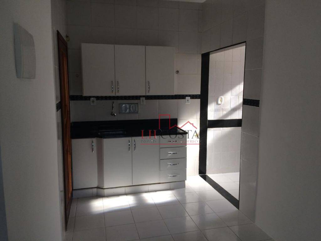 Apartamento à venda com 3 quartos, 110m² - Foto 4