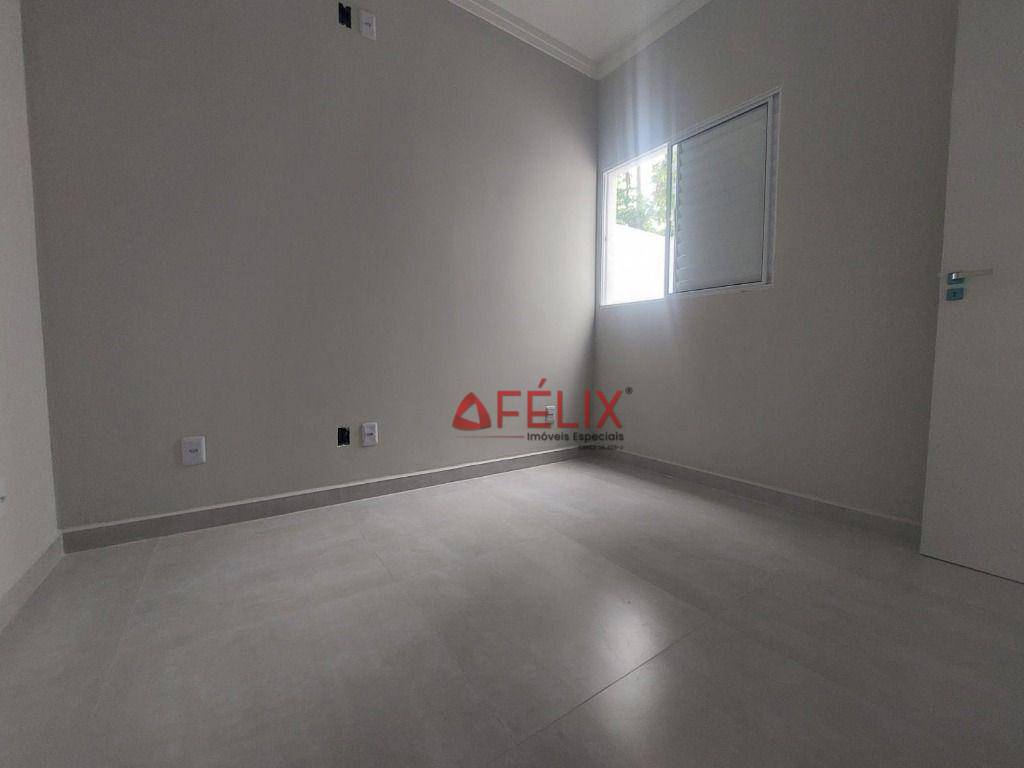 Casa à venda com 3 quartos, 72m² - Foto 19