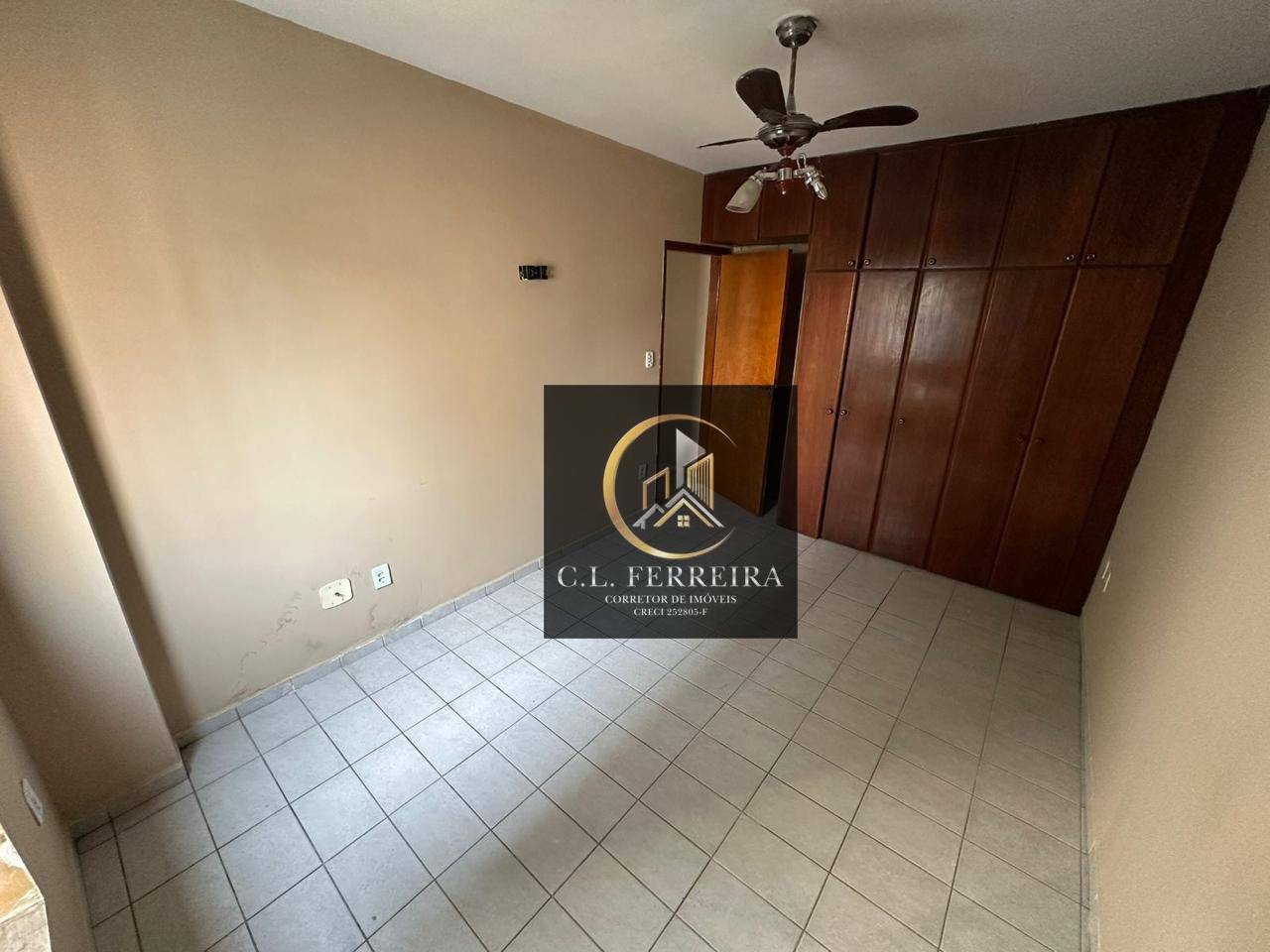 Apartamento à venda com 1 quarto, 49m² - Foto 13