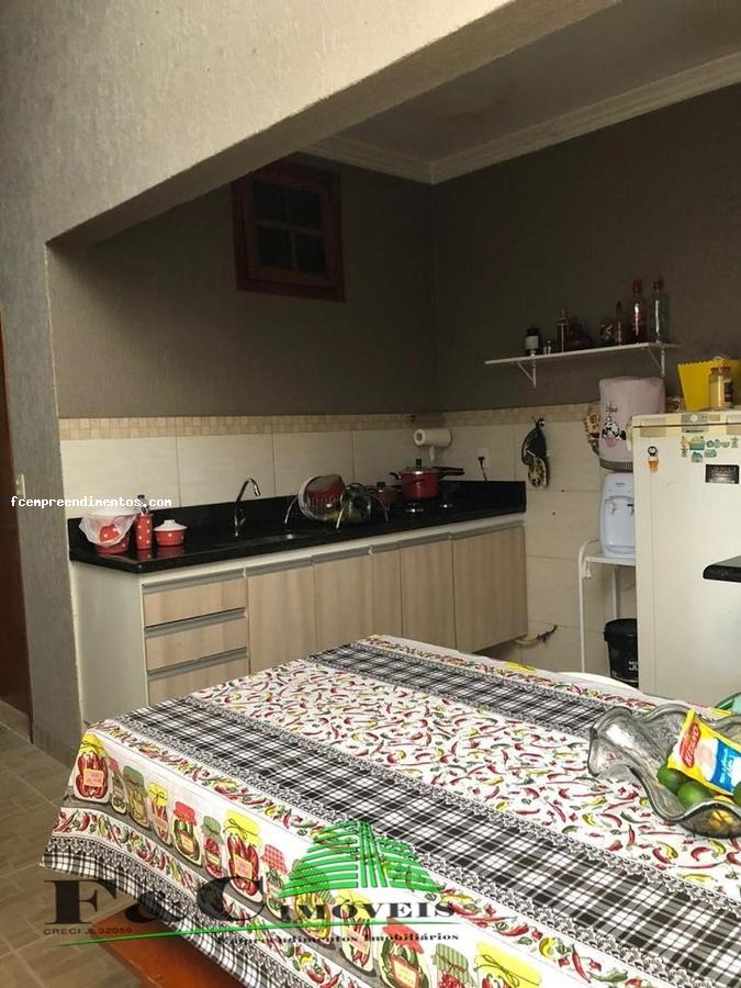 Sobrado à venda com 3 quartos, 143m² - Foto 2