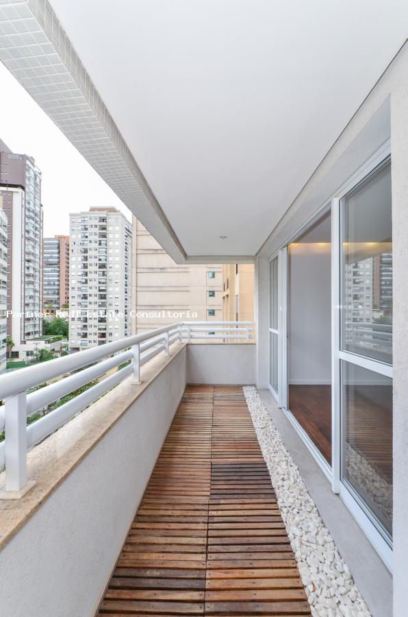 Apartamento à venda com 3 quartos, 236m² - Foto 8