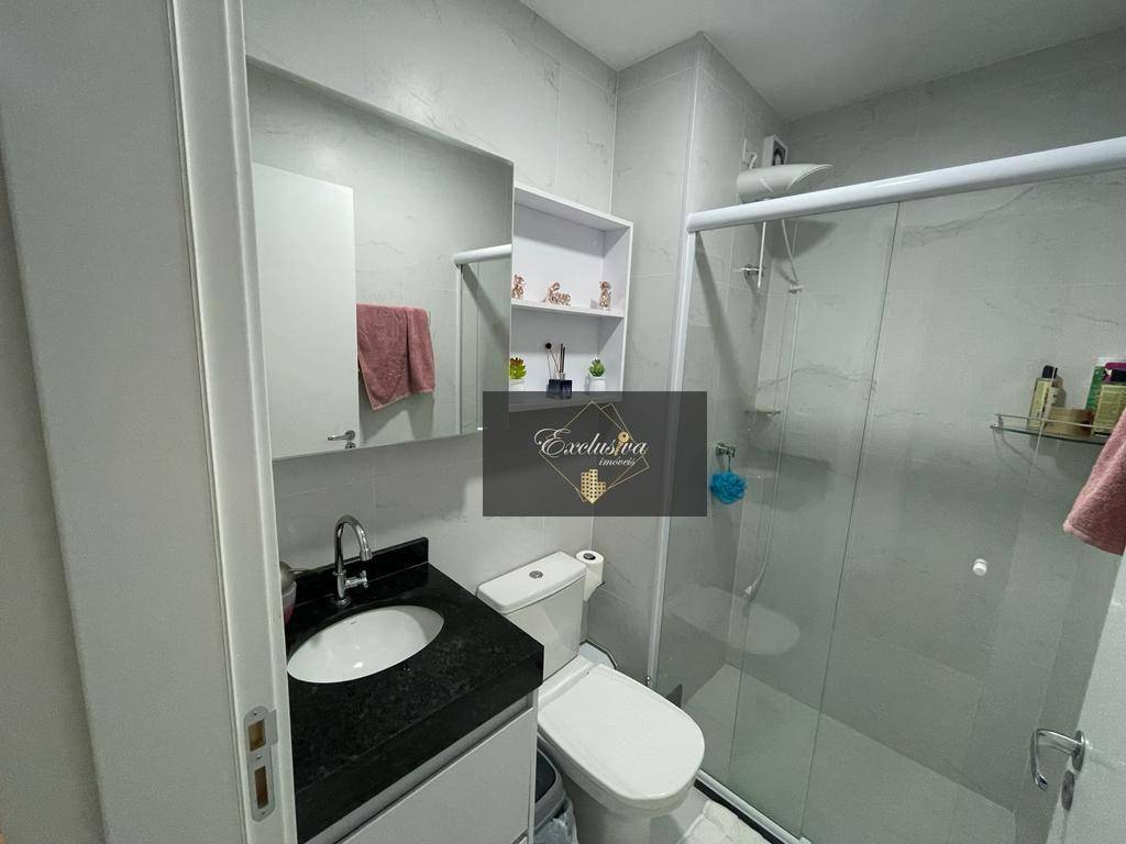 Apartamento à venda com 2 quartos, 62m² - Foto 11