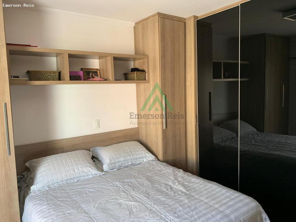 Sobrado à venda com 4 quartos, 160m² - Foto 4