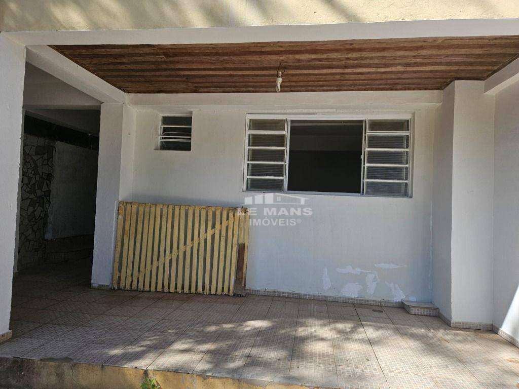 Casa à venda com 4 quartos, 160m² - Foto 12