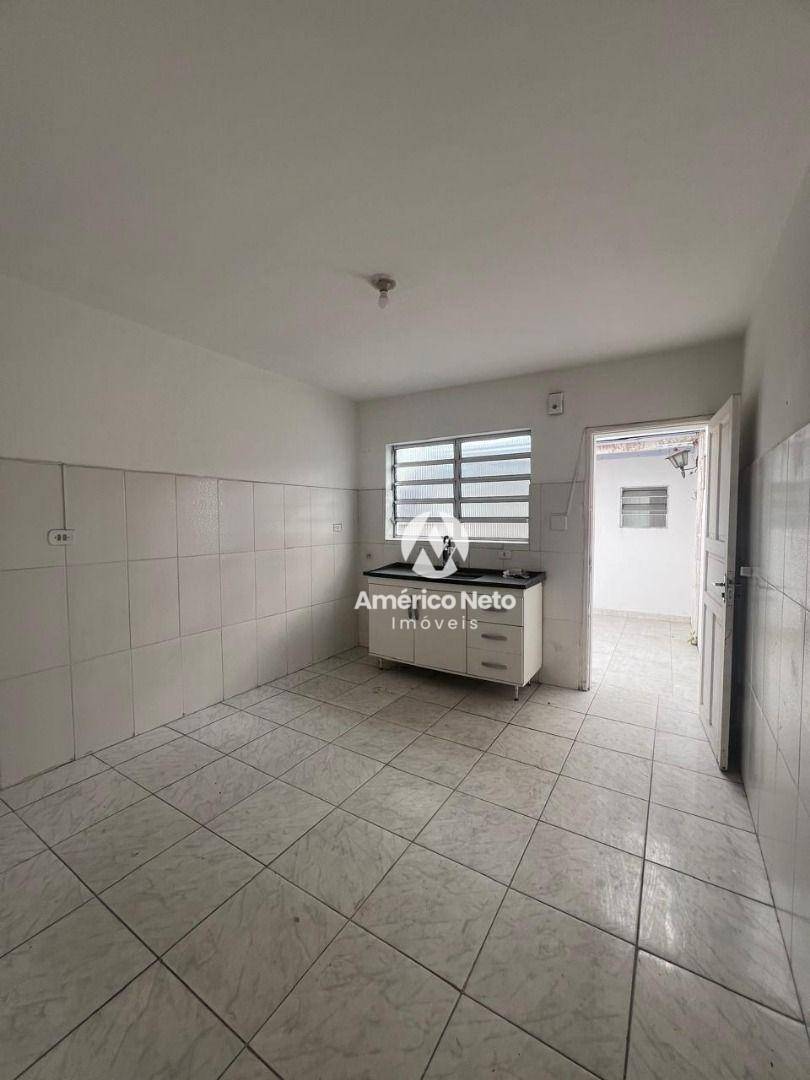 Sobrado à venda com 2 quartos, 150m² - Foto 5