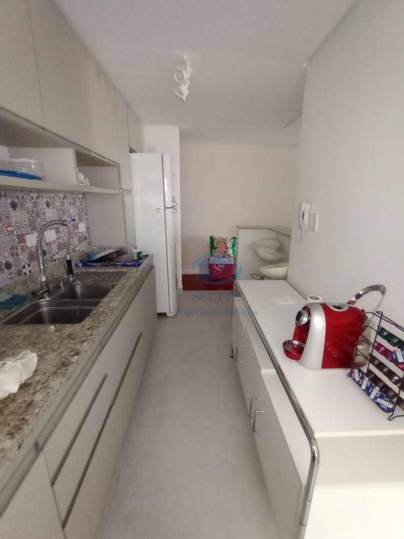 Apartamento para alugar com 3 quartos, 68m² - Foto 7