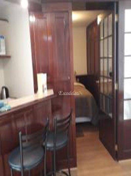 Apartamento à venda com 1 quarto, 39m² - Foto 21