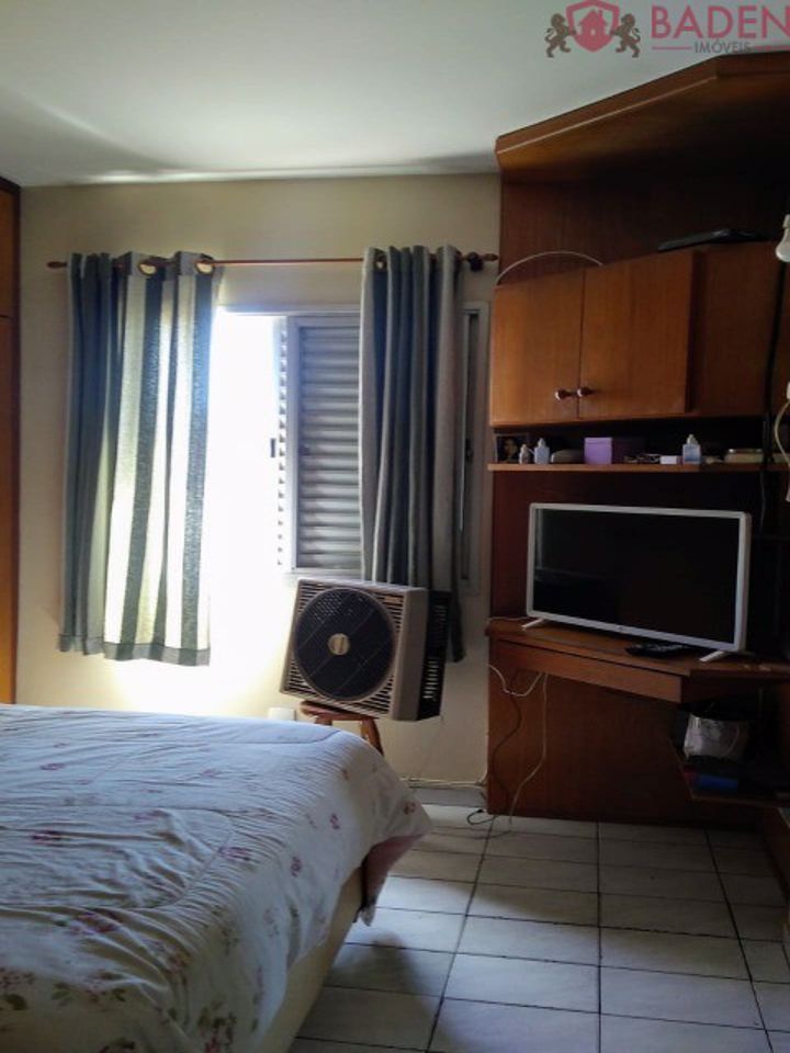 Apartamento à venda com 2 quartos, 62m² - Foto 12