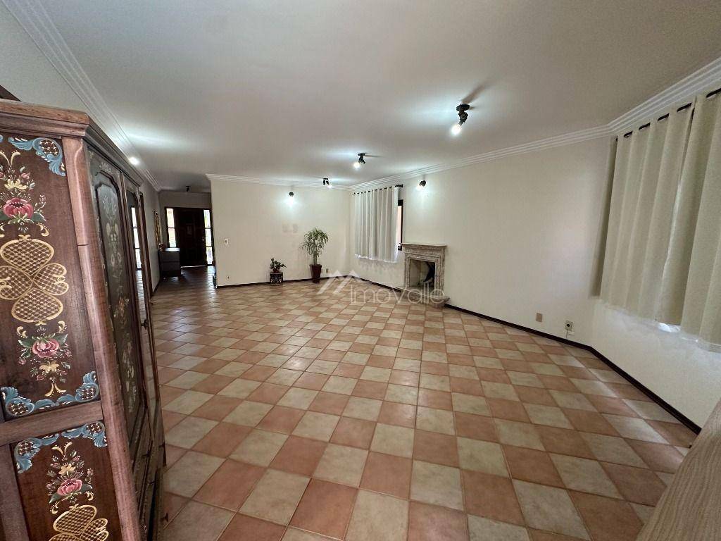 Casa de Condomínio à venda e aluguel com 4 quartos, 220m² - Foto 8