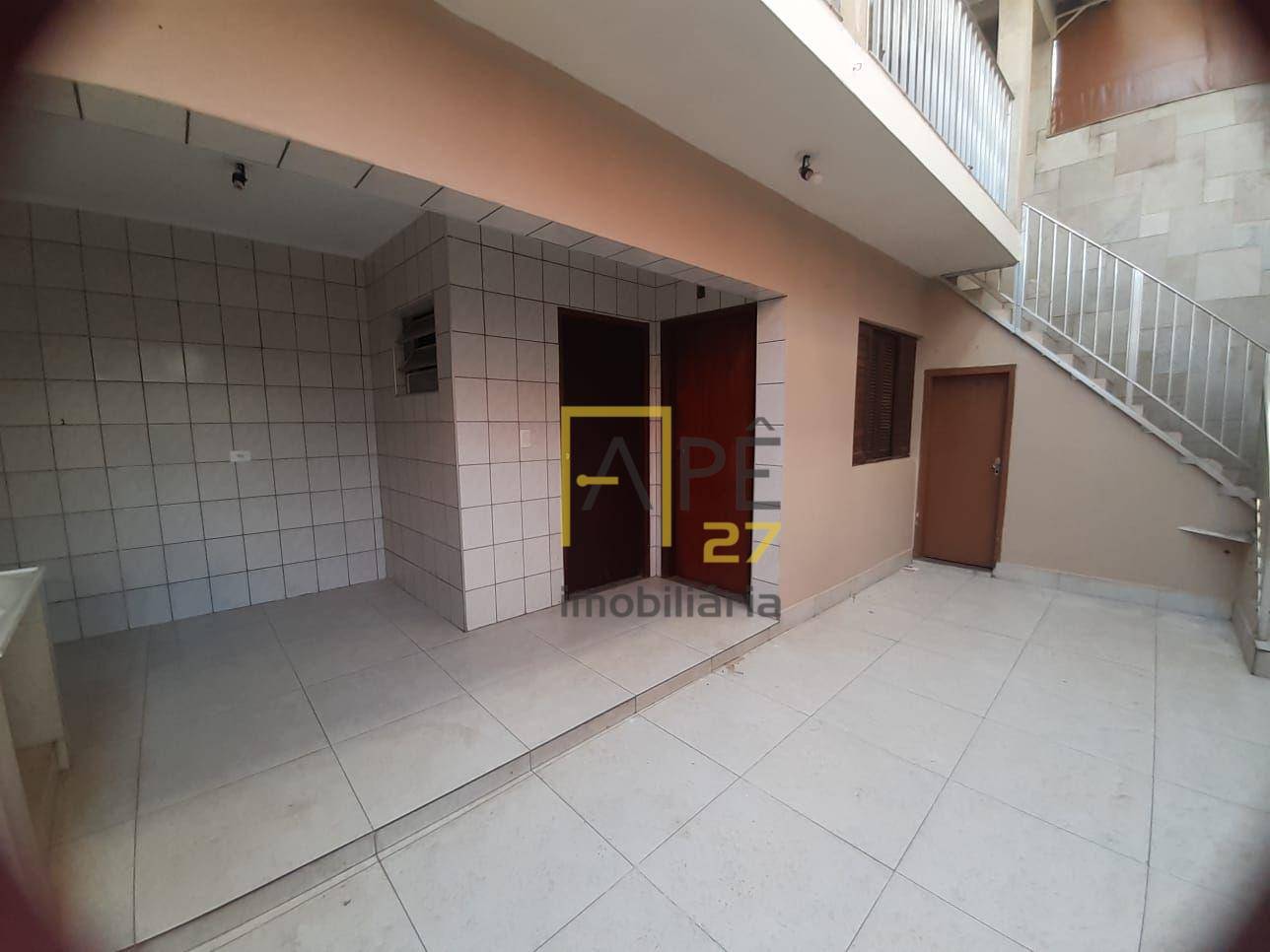 Sobrado, 3 quartos, 240 m² - Foto 1