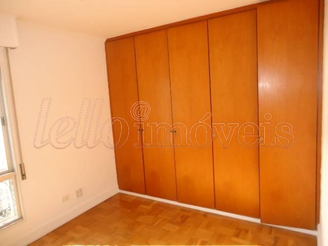 Apartamento para alugar com 3 quartos, 130m² - Foto 14