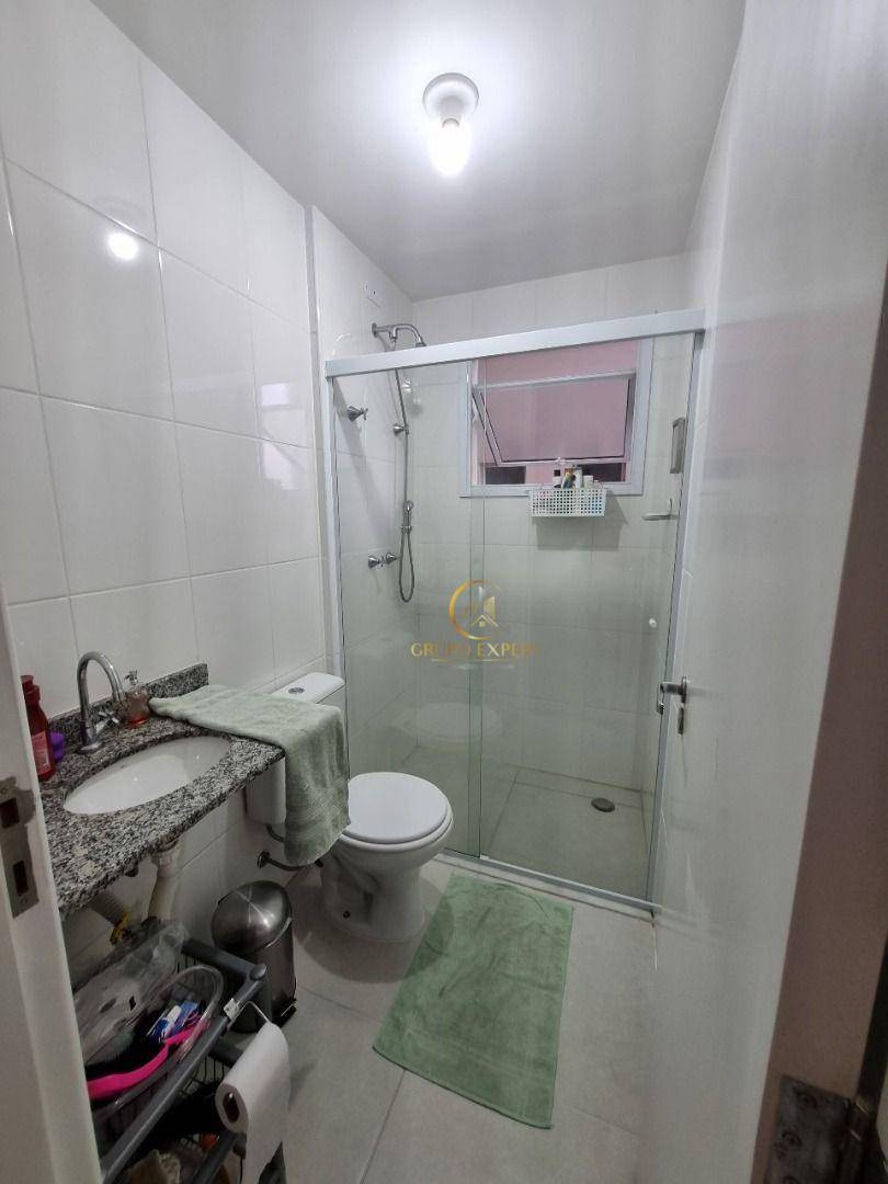 Apartamento à venda com 2 quartos, 62m² - Foto 8