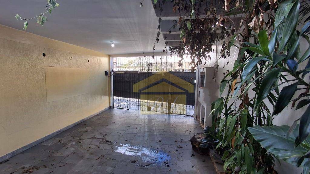 Sobrado para alugar com 3 quartos, 180m² - Foto 27