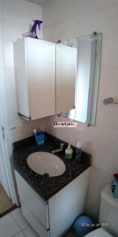 Apartamento à venda com 3 quartos, 64m² - Foto 15