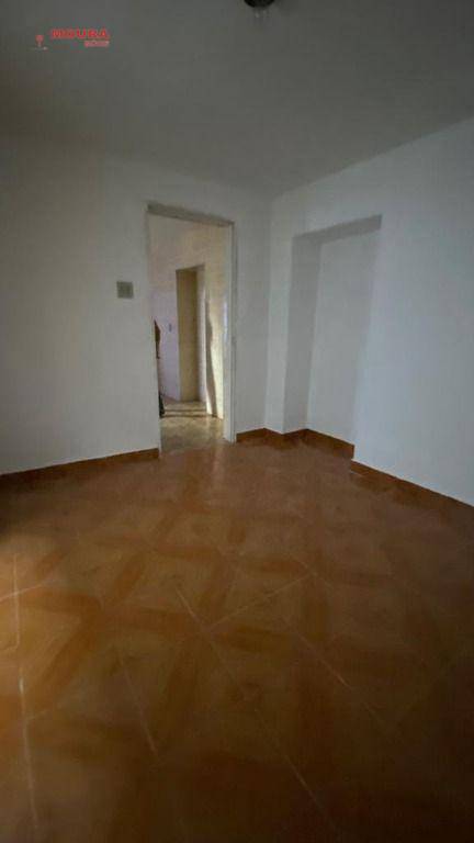 Casa à venda com 4 quartos, 100m² - Foto 14