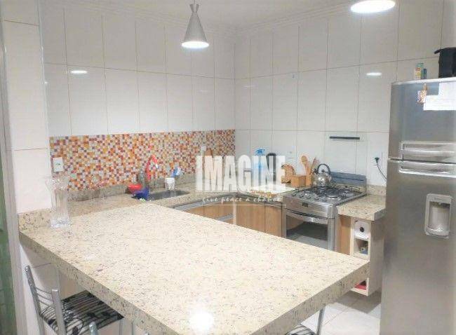 Sobrado à venda com 2 quartos, 140m² - Foto 3